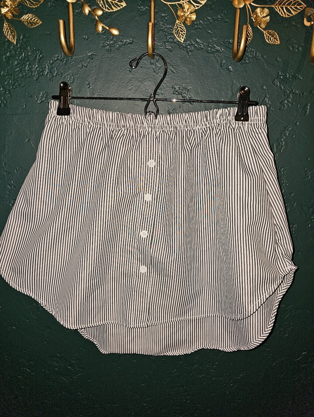 Striped Elastic Waist Button-Front Mini Skirt - Black & White